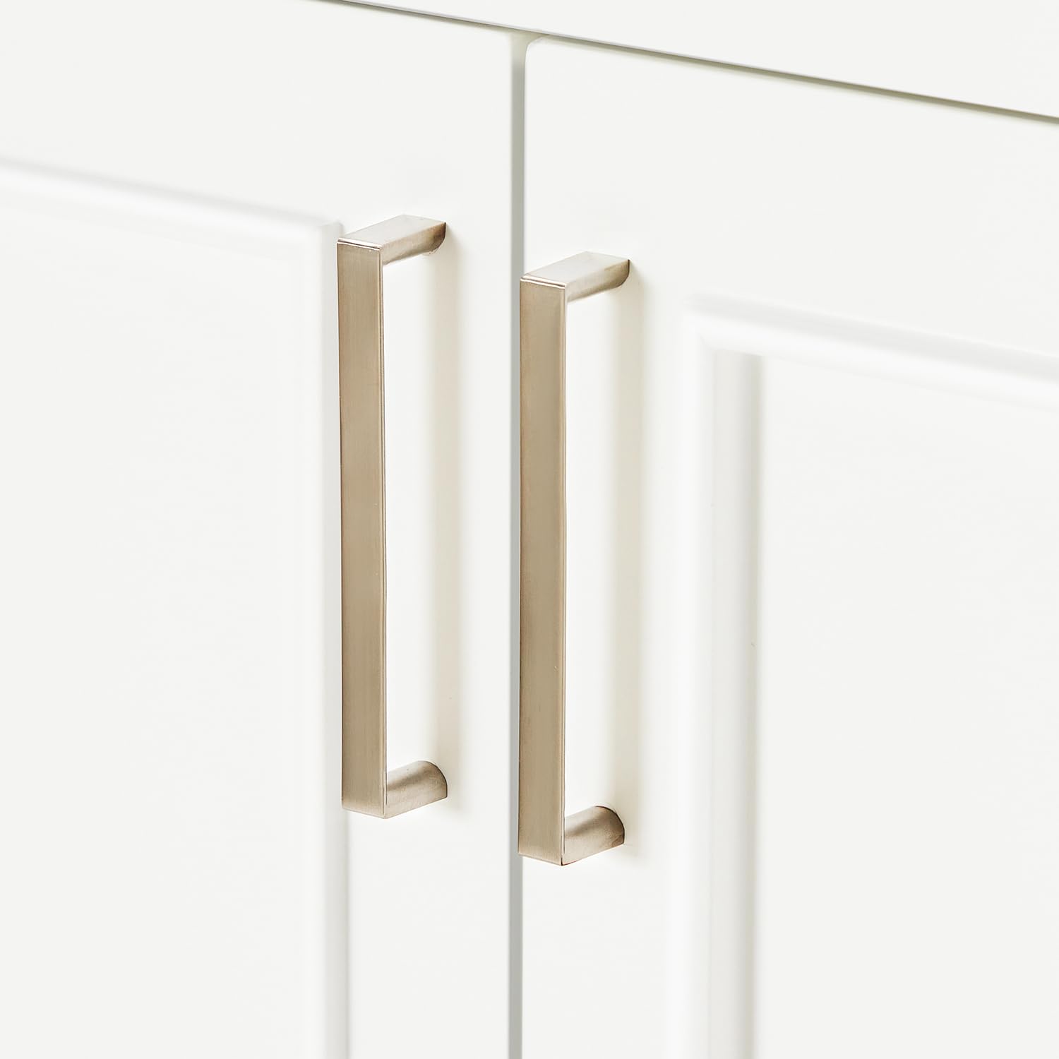 ARIEL Stafford 42-inch Bathroom Vanity with Sink,Solid Wood, 0.75-inch Italian Carrara Marble Countertop & Backsplash, Single Oval Porcelain Sink, 2 Soft Closing Doors, 5 Dovetail Drawers, White - Image 16